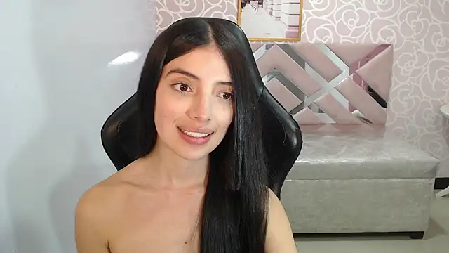 Snapshot of cynthia_ch chatting on October 11, 6:07 am cynthia ch online show from October 11, 6:07 am