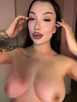 kiss Lissa online show from December 18, 2:33 pm