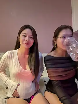 redrose520 online show from March 5, 12:56 pm