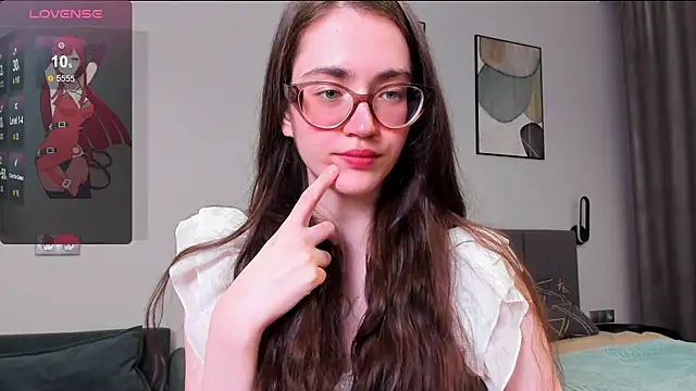 Snapshot of bellacatlovesmeat chatting on October 3, 6:57 pm bellacatlovesmeat online show from October 3, 6:57 pm