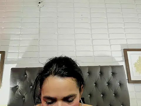 Samantha Fiire online show from November 27, 1:47 pm