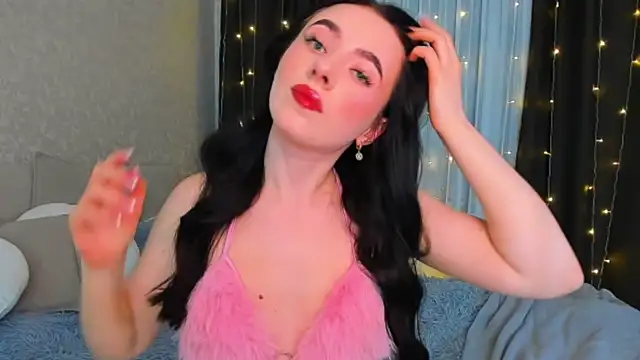 Milla Moore online show from November 12, 4:16 pm