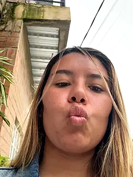 Snapshot of Violettt_hot chatting on October 10, 4:45 pm Violettt hot online show from October 10, 4:45 pm