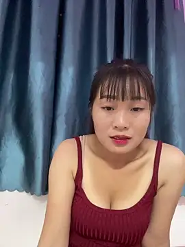 Snapshot of Lie_liee chatting on September 24, 11:31 am Lie liee online show from September 24, 11:31 am