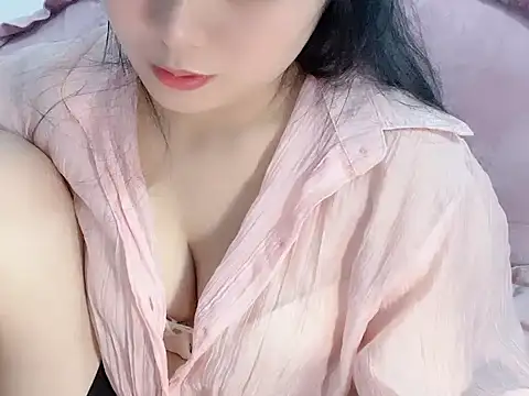 Lie liee online show from April 18, 1:35 pm