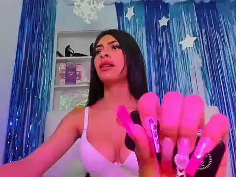Snapshot of laylahotl chatting on October 6, 2:23 pm laylahotl online show from October 6, 2:23 pm