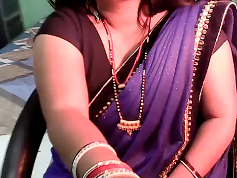 BABITA KUMARII online show from January 15, 8:37 pm