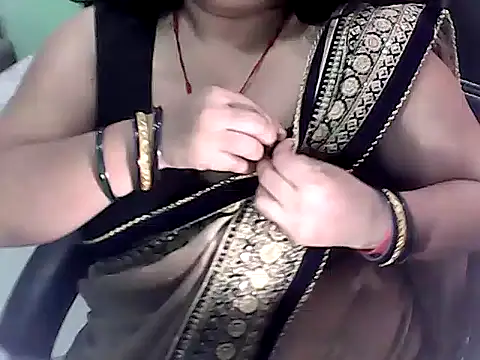 BABITA KUMARII online show from July 10, 5:13 pm