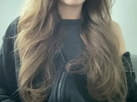 kisssangel online show from October 7, 7:35 am