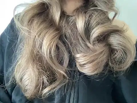 kisssangel online show from September 24, 8:35 am