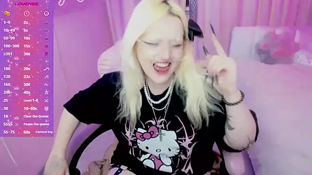 JuliaSharkk online show from November 20, 9:49 pm