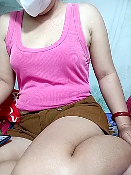 JinjinLy online show from September 26, 2:15 pm