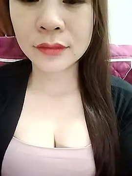 Girl Shy2000 online show from December 17, 10:47 pm