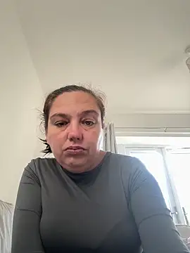 Snapshot of Eleanorxx chatting on October 9, 9:57 am Eleanorxx online show from October 9, 9:57 am