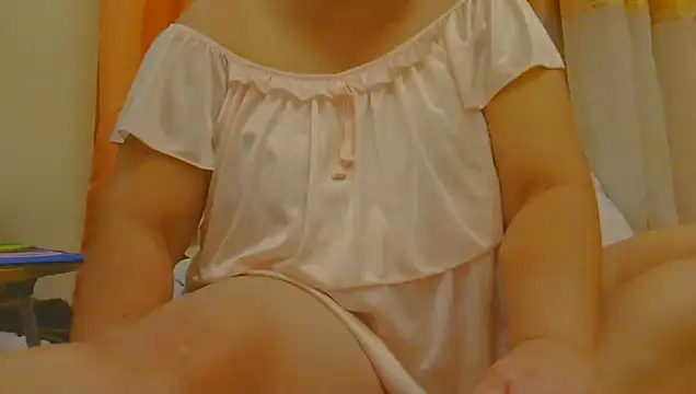 Snapshot of Kimkhaepretty chatting on October 18, 2:09 pm Kimkhaepretty online show from October 18, 2:09 pm