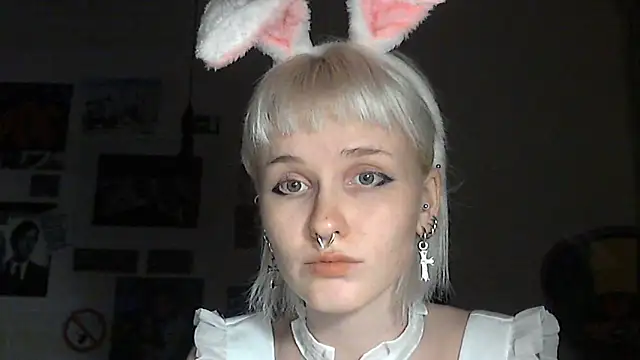 Paradoxy  online show from October 16, 9:06 pm