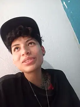 Owen tomboy online show from October 20, 8:01 pm