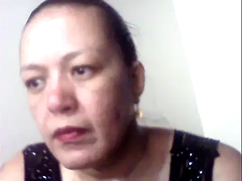 Snapshot of _yayis chatting on October 1, 11:31 pm yayis online show from October 1, 11:31 pm