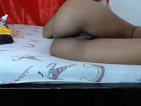 Emily dirty0201 online show from December 5, 8:32 pm