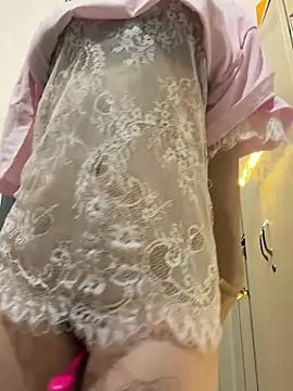 Quynhbabysexy online show from July 2, 2:23 pm