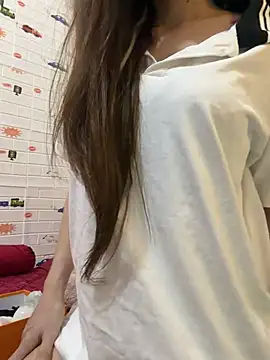 Quynhbabysexy online show from July 26, 1:30 pm