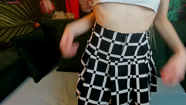 CallMeMargo online show from November 23, 1:24 pm