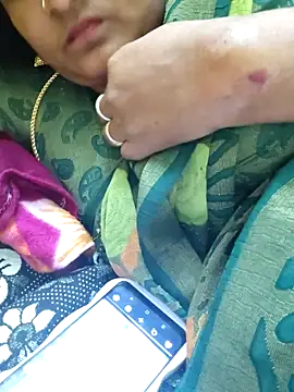 Snapshot of navyasree143 chatting on October 8, 7:56 am navyasree143 online show from October 8, 7:56 am