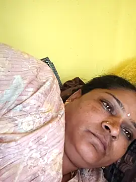 Snapshot of navyasree143 chatting on October 7, 7:35 am navyasree143 online show from October 7, 7:35 am