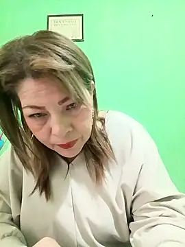 Snapshot of VANESSA__01 chatting on October 18, 11:46 am VANESSA 01 online show from October 18, 11:46 am
