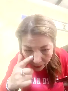 Snapshot of VANESSA__01 chatting on October 11, 2:31 pm VANESSA 01 online show from October 11, 2:31 pm