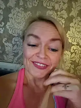 Snapshot of demidelightfulxx chatting on October 13, 12:52 pm demidelightfulxx online show from October 13, 12:52 pm