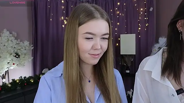 TwixieGuo online show from January 10, 11:15 am