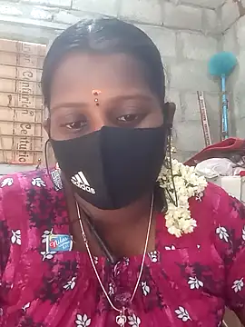 Snapshot of Tamil_Hot_Sandy chatting on October 13, 7:33 am Tamil Hot Sandy online show from October 13, 7:33 am