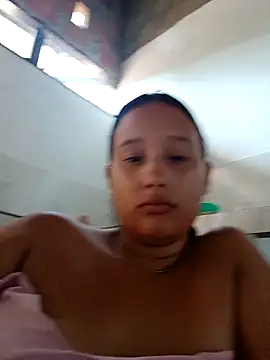 Snapshot of young_dairy01 chatting on October 18, 1:03 pm young dairy01 online show from October 18, 1:03 pm