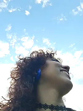  TOMOE online show from January 18, 10:39 pm