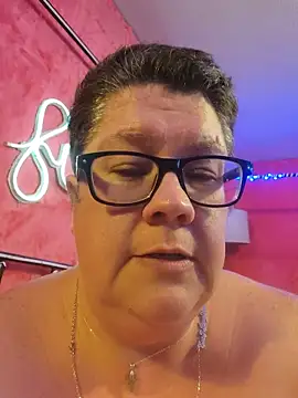 violentviolet68 online show from June 11, 12:32 am