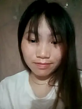 min-xinh online show from April 16, 9:39 pm