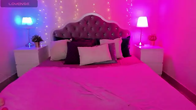 CamillaDreamer online show from January 17, 7:43 pm