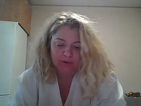 HurricaneCathrine online show from October 6, 1:17 pm