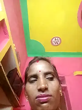 Snapshot of Munni_ji chatting on October 1, 12:04 am Munni ji online show from October 1, 12:04 am