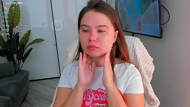 Eva Cheeky online show from October 15, 7:44 am