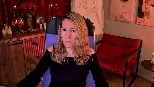 DonnaSmitth online show from April 9, 7:08 pm