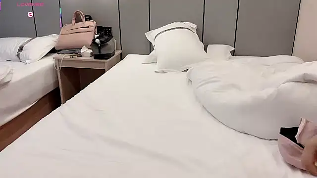 NEWONETO online show from April 11, 4:54 pm