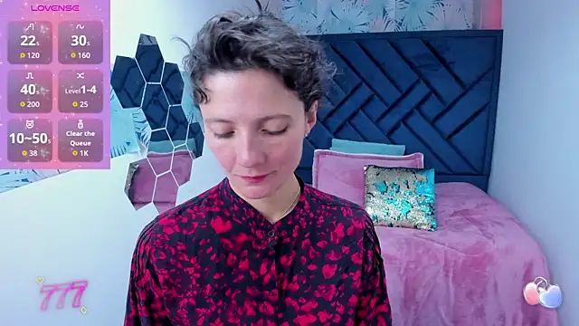 Valery More   online show from April 23, 1:13 pm