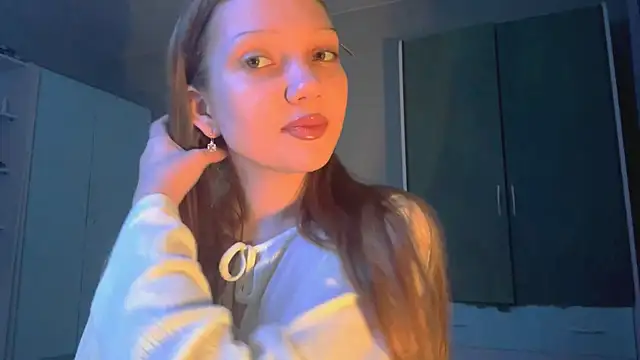 Snapshot of EmiIyKitty chatting on October 5, 8:03 pm EmiIyKitty online show from October 5, 8:03 pm