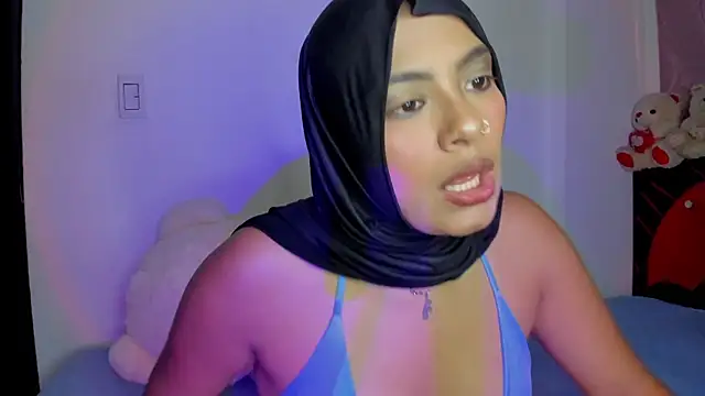 Snapshot of Adila_Dalal chatting on October 7, 12:37 am Adila Dalal online show from October 7, 12:37 am