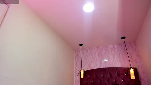 Iris  77 online show from January 10, 6:23 pm