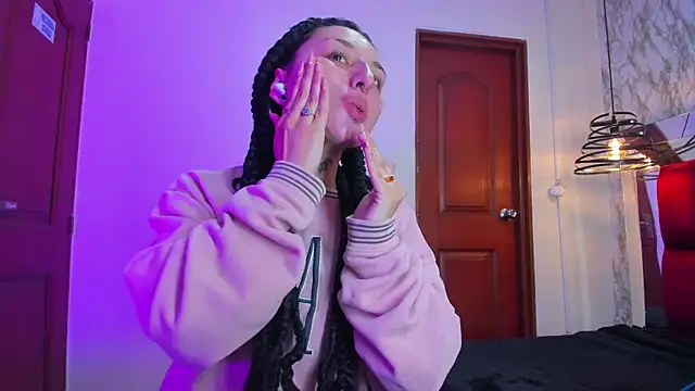 Iris  77 online show from December 2, 12:51 pm