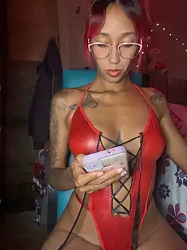 Snapshot of Zasha_Romero chatting on October 10, 3:55 am Zasha Romero online show from October 10, 3:55 am