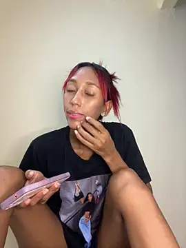 Snapshot of Zasha_Romero chatting on October 8, 3:16 pm Zasha Romero online show from October 8, 3:16 pm